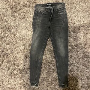 Express petite high-rise jeans